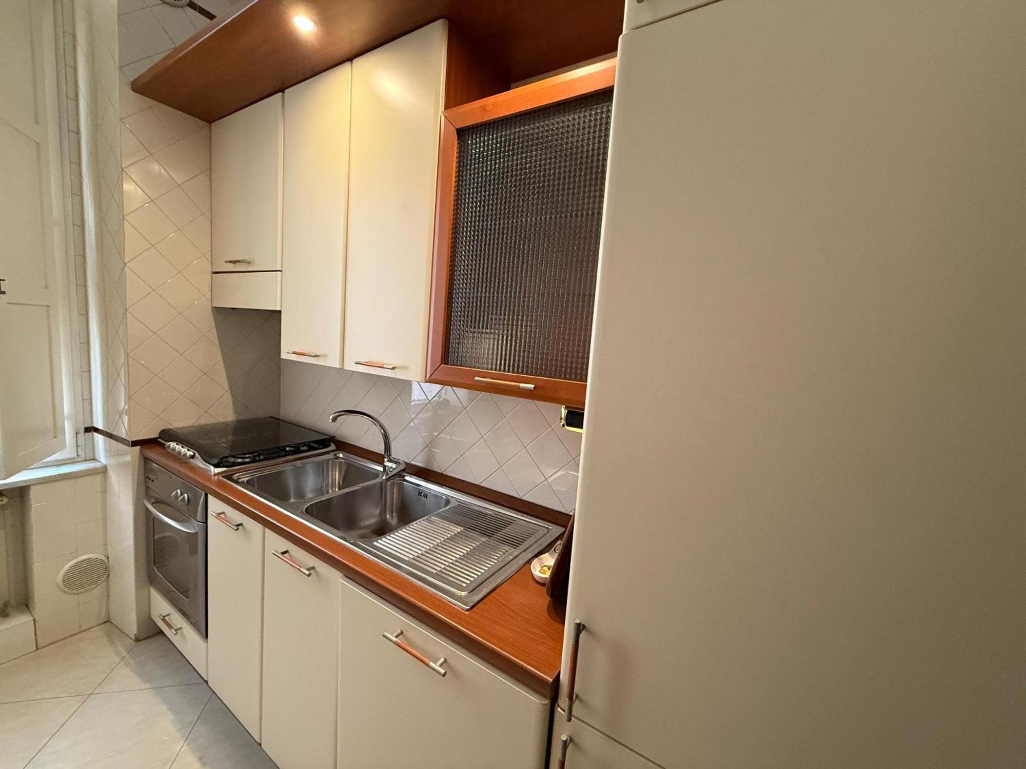 Holiday Guesthouse Salerno Ngoại thất bức ảnh